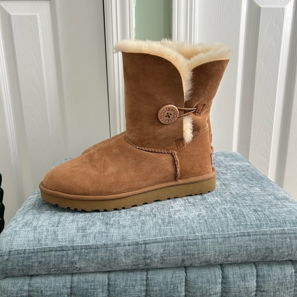 UGG Chestnut Sheepskin Boots with Button